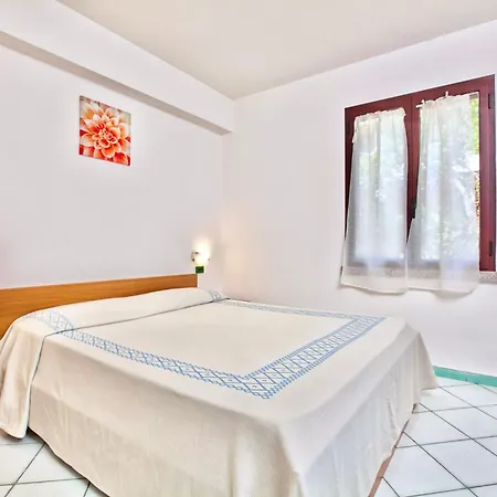 With Swimming-pool In Ottiolu Just 250 Mt From The Sea Aparthotel 3*